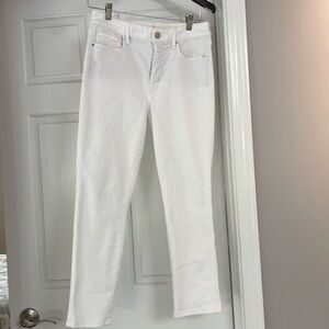 White House black market white denim jeans sz 6